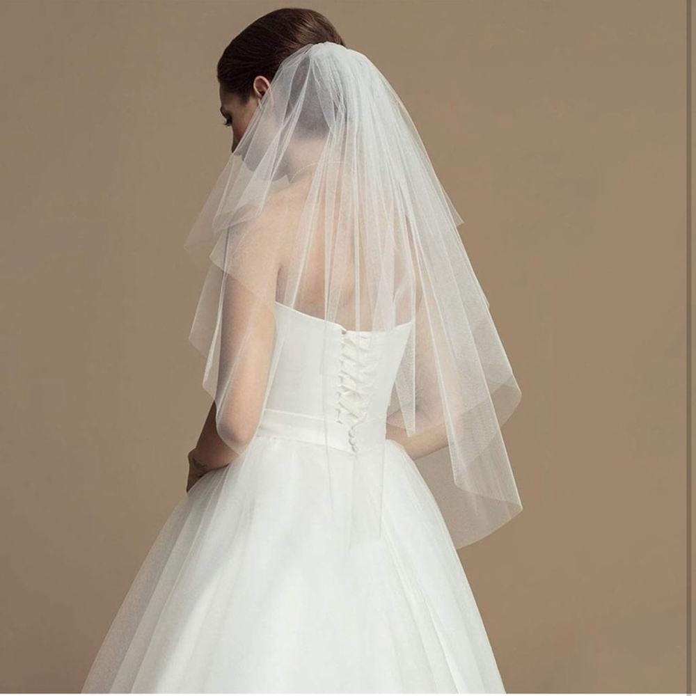 Elegant White Bridal Veil
